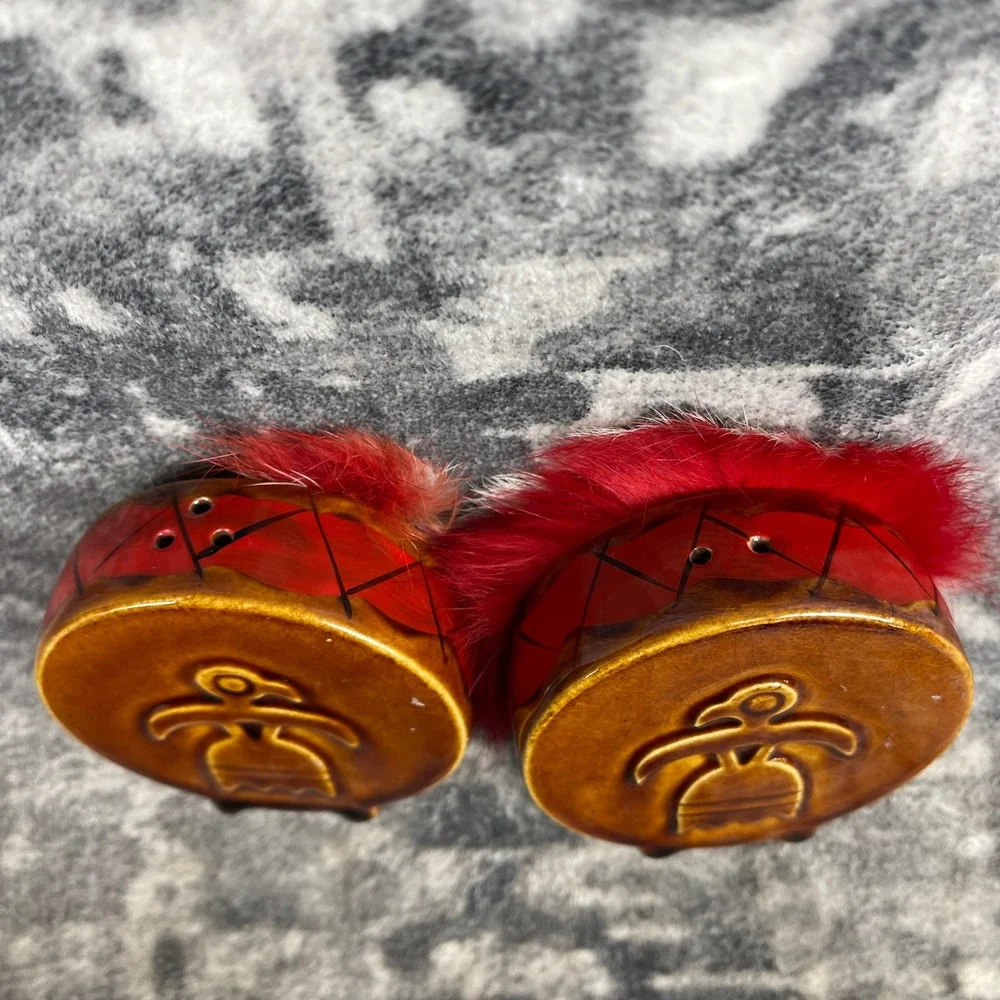 Vtg‎ Native American Chief & Brave Salt & Pepper Shaker Set Ceramic Kitsch